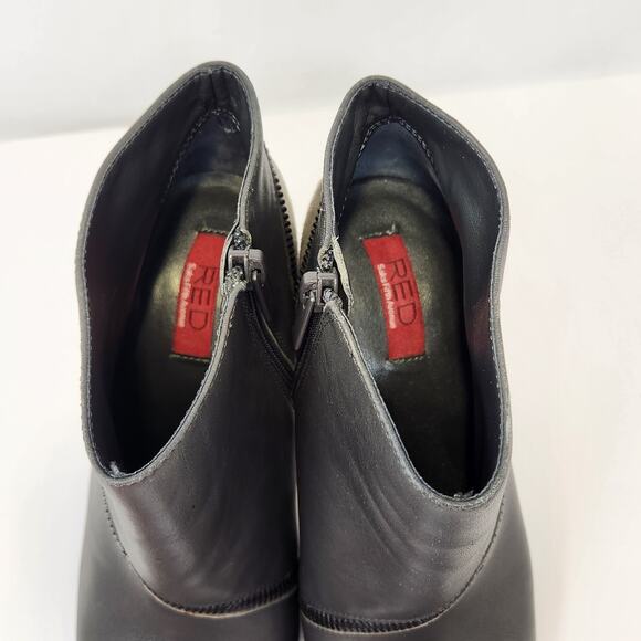 Saks Fifth Avenue Red Rylie Gray Leather Ankle Booties Size 8 M Stiletto Heel - Picture 2 of 8